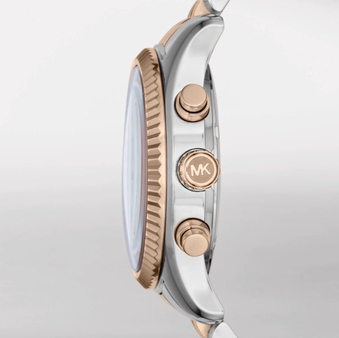 Michael Kors
Lexington Tri-Tone
Women’s Watch