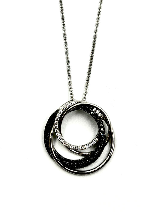 Interlocking Rings Pendant Necklace in Sterling Silver