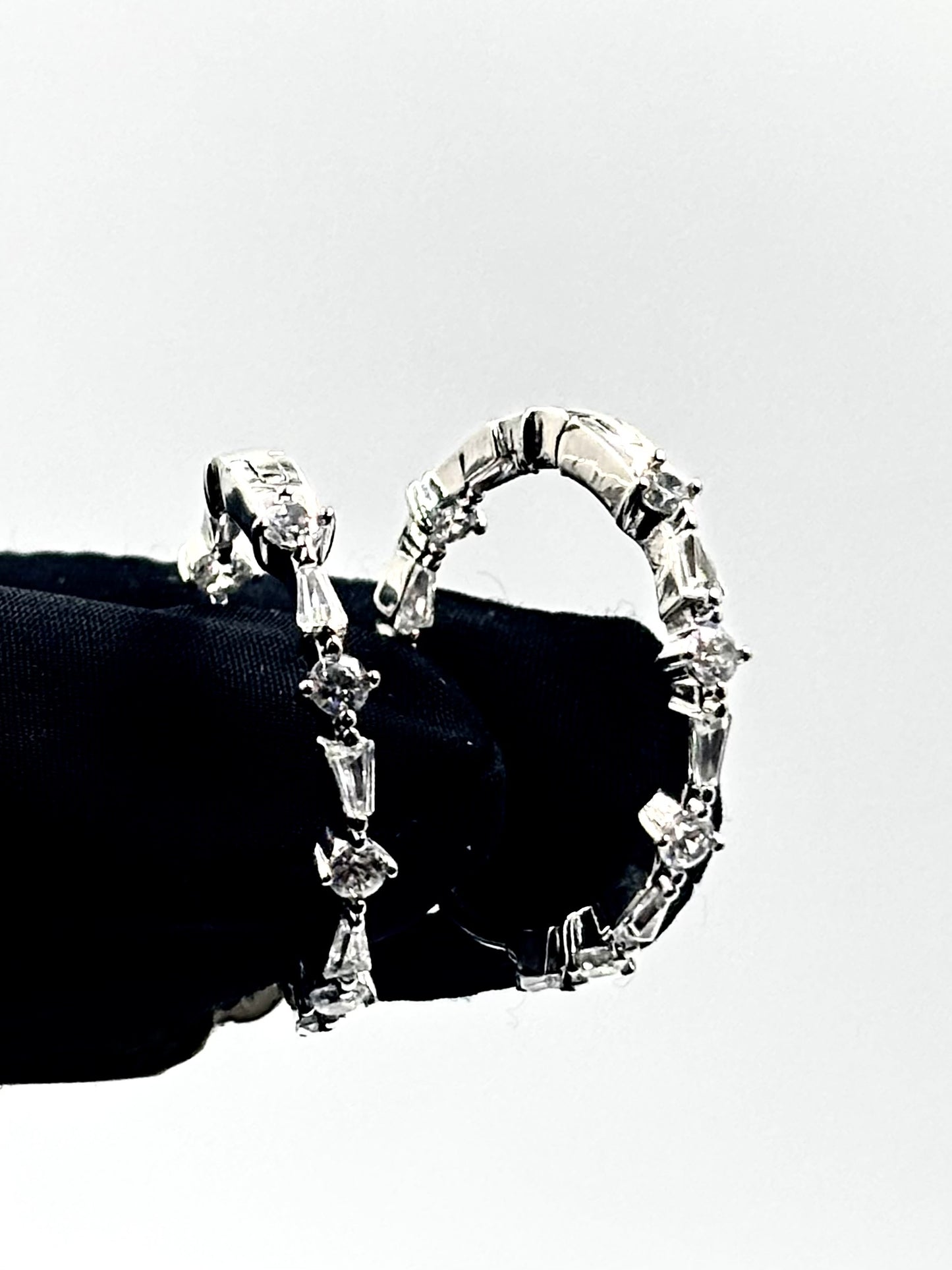 Mixed-Cut Inside-Out Hoop Earrings