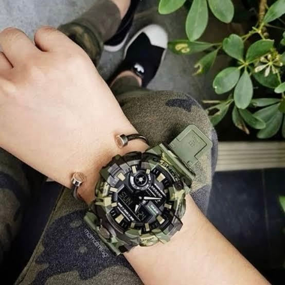Casio G-shock-700CM-3ADR (Green Camouflage)